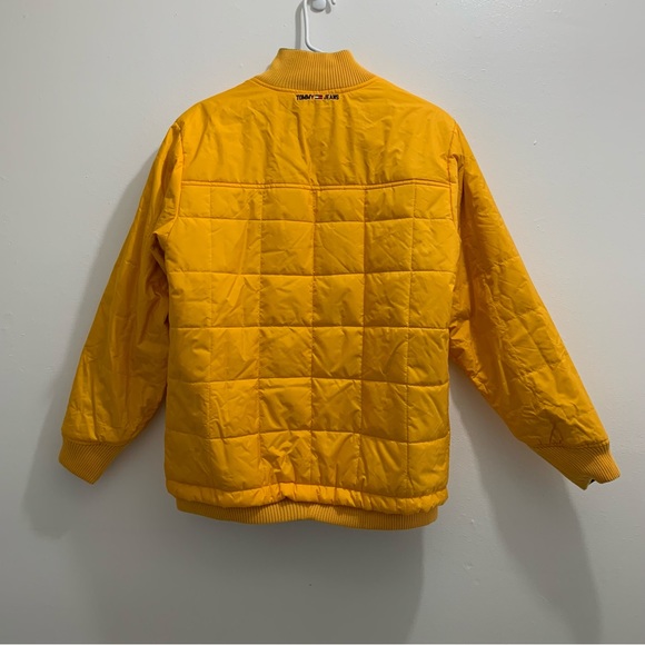 Tommy Jeans Mens Solid Quilted Reversible Jacket - Picture 2 of 11